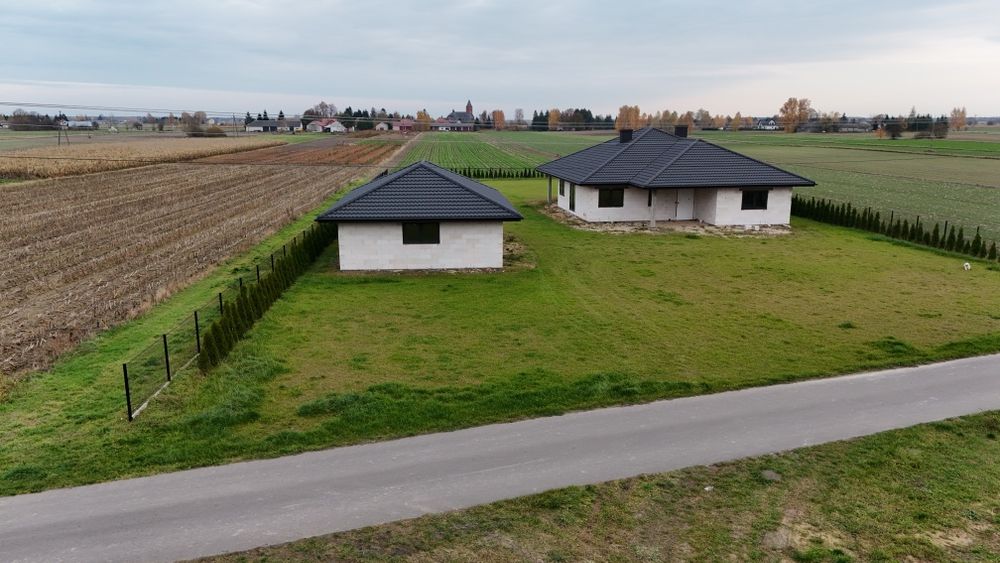 Dom Parterowy z Garażem