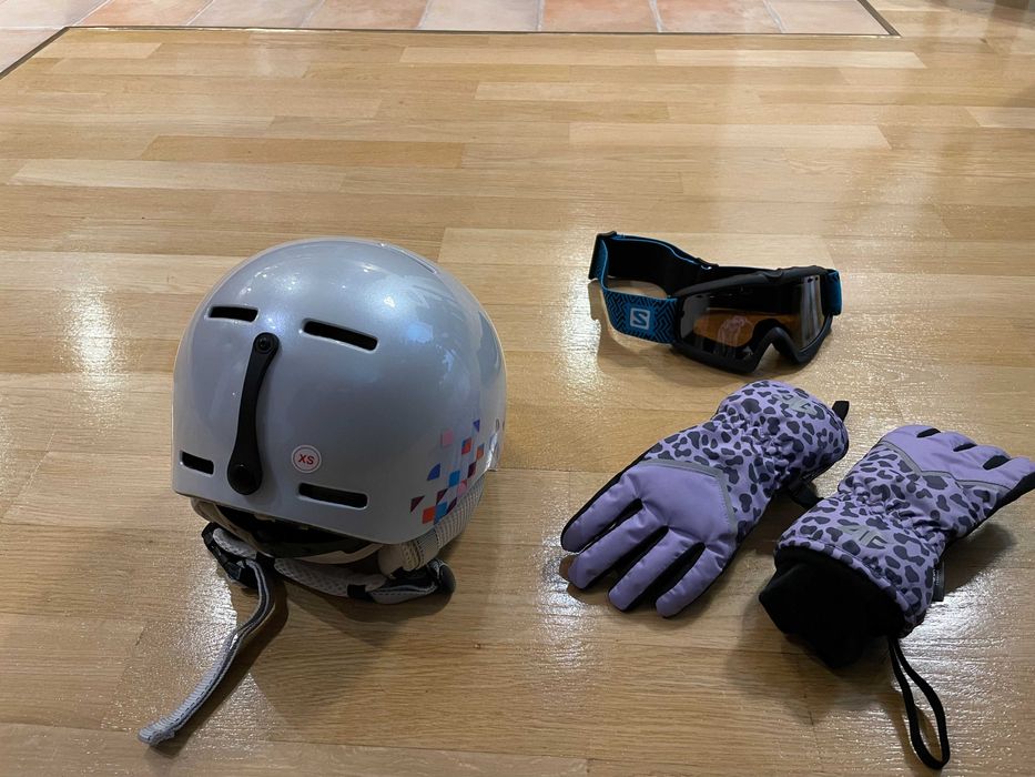 kask narciarski Atomic XS 49-53cm dziewczęcy