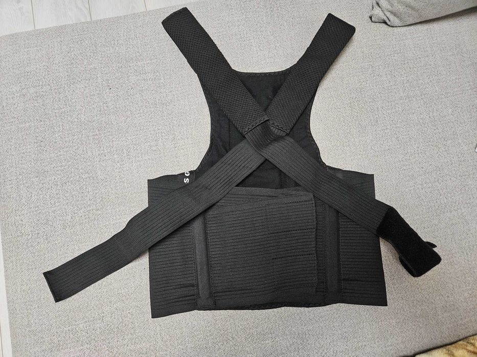 Грудний корсет для осанки