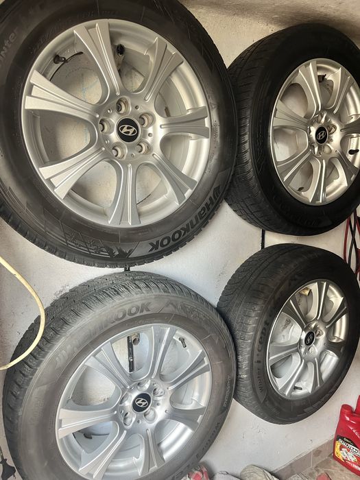 Felgi 17’ 5x114,3 z oponami zimowymi Tucson