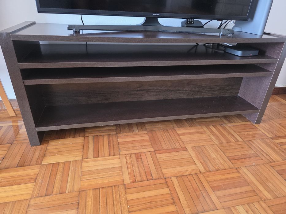 Móvel de televisão