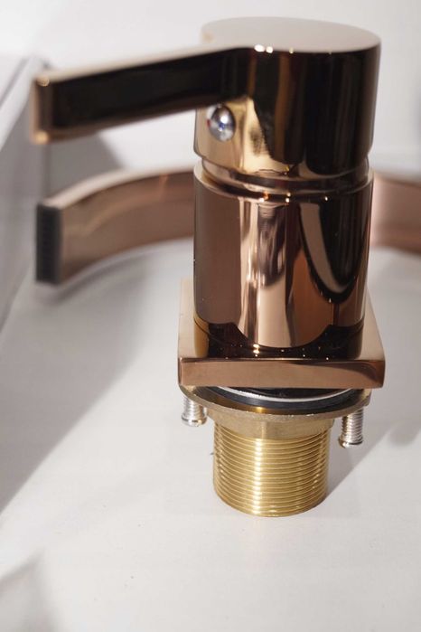 W47 Bateria łazienkowa Umywalkowa kran Nablatowy KANCIASTA Miedziana