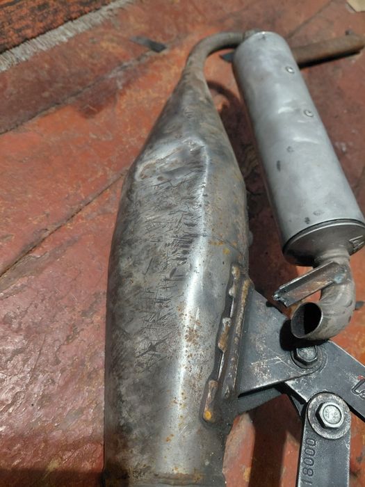 Leovince tt (вертікал)