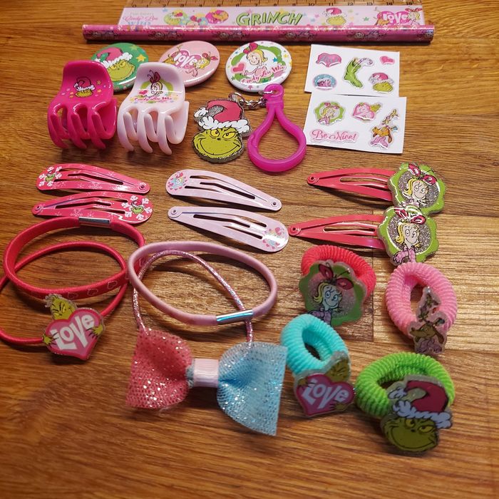 Kalendarz adwentowy Grinch akcesoria do włosów