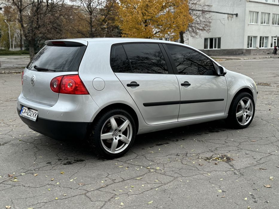 Volkswagen Golf 5 1.6