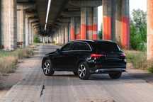Mercedes-Benz GLC HYBRYDA niski przebieg 4matic zadbany 320KM