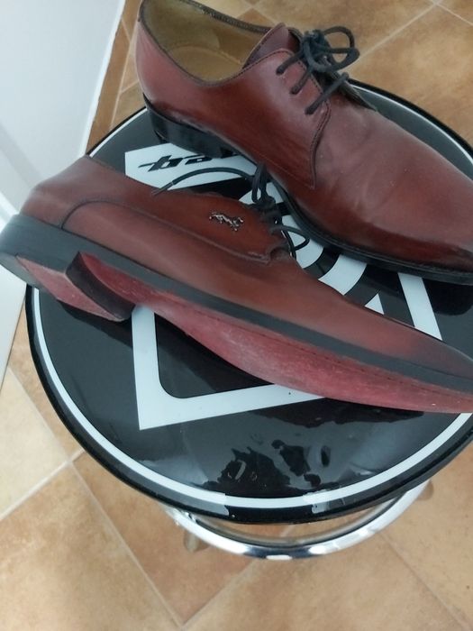 vendo par de sapatos cavalinho