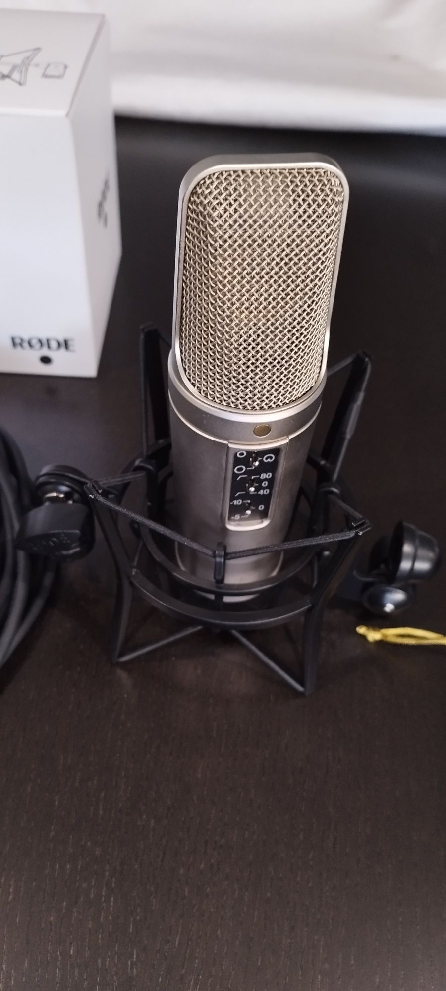 Microfone Podcasts e Música RODE NT2 -A - Como Novo