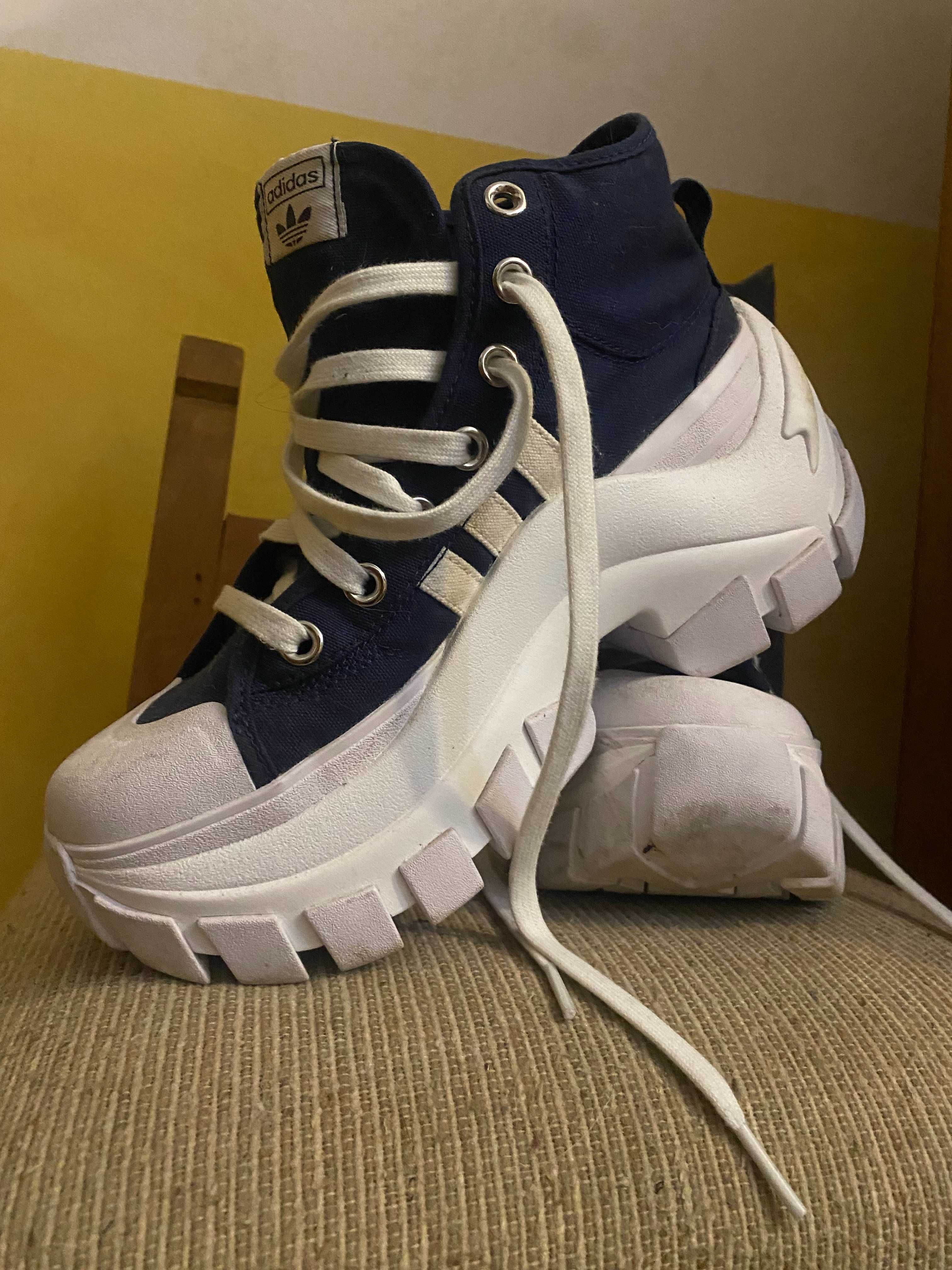 Ténis - ADIDAS nr.38, estado NOVO