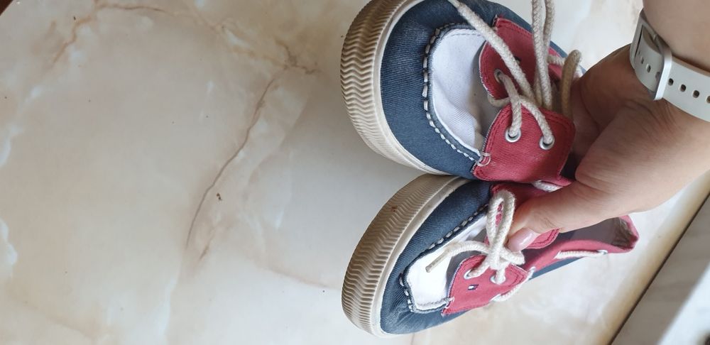 Buty trampki żeglarskie mokasyny Tommy Hilfiger 39