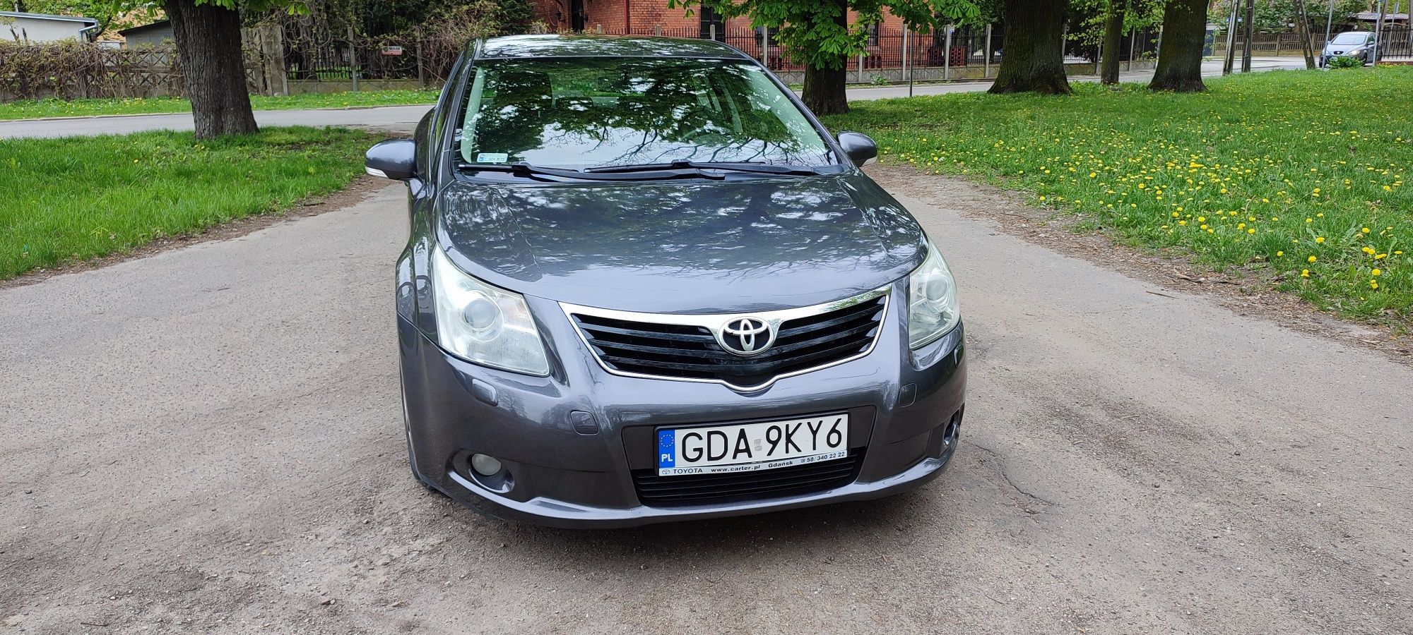 Toyota Avensis T27 benzyna 2011 rok