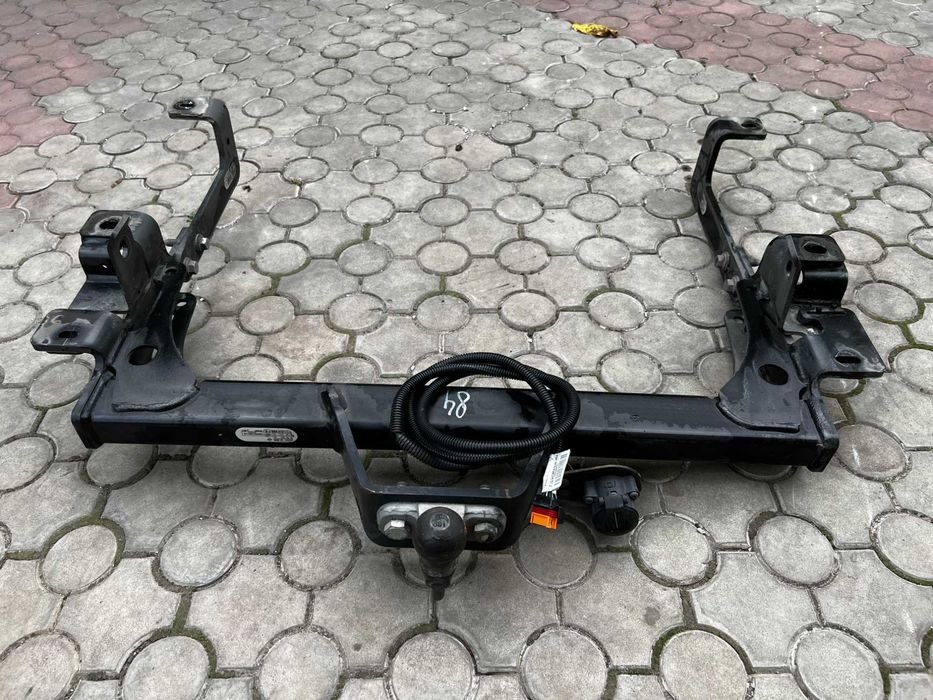 Фаркоп Рено Мастер 2011 2016 2019 2021