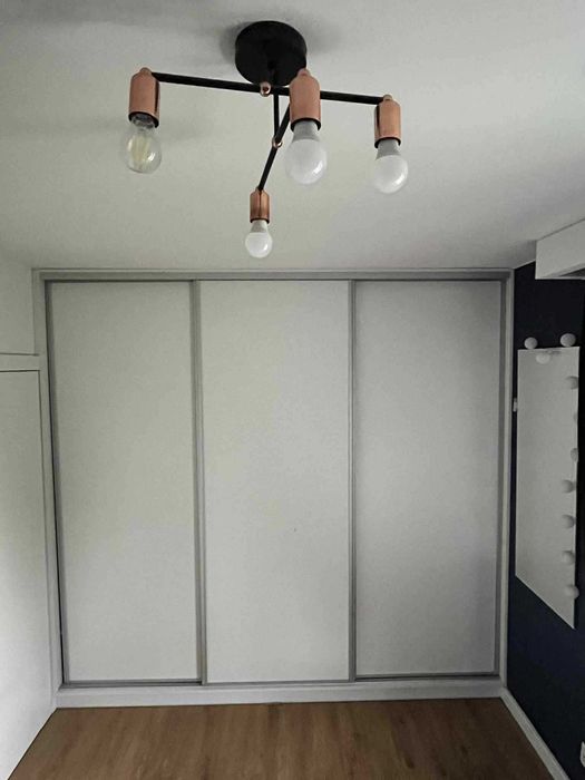 Sprzedam dużą szafę Pilne