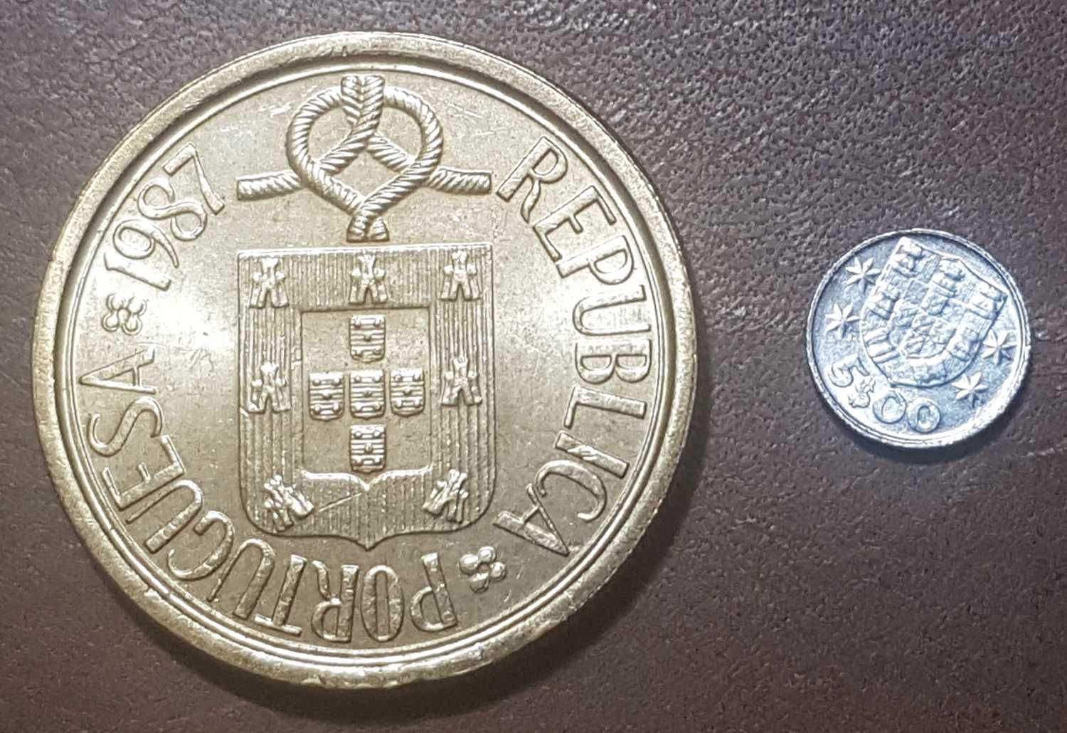 miniatura de moeda de 5 escudos