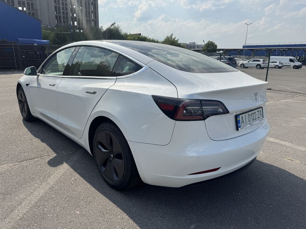 Продам TESLA Model 3 2020