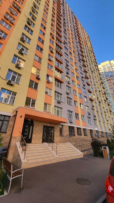 Продаж 1к квартири ЖК Яскравий, Оболонь, власник, без %