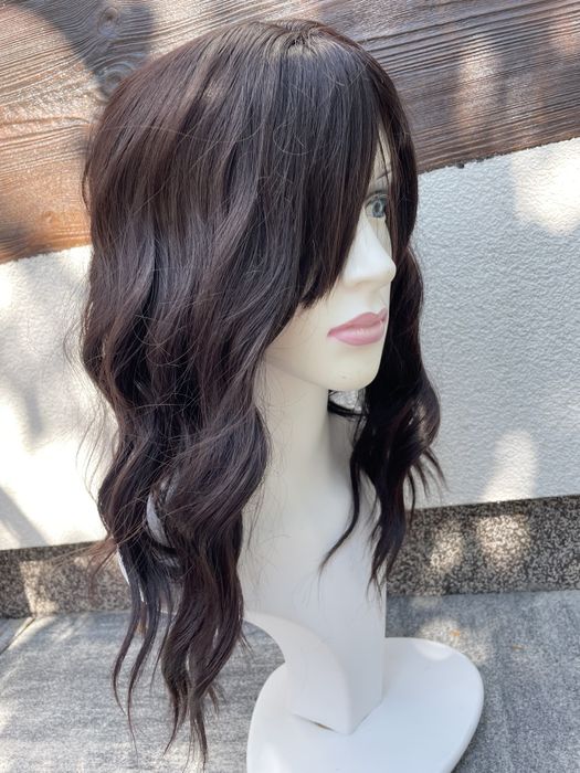 Brązowa peruka krótka ciemne kręcone włosy brąz fale