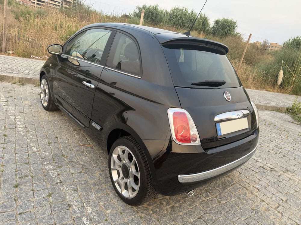 Fiat 500 - Caixa Automática c/ GPS e CarPlay - 1.2 Dualogic