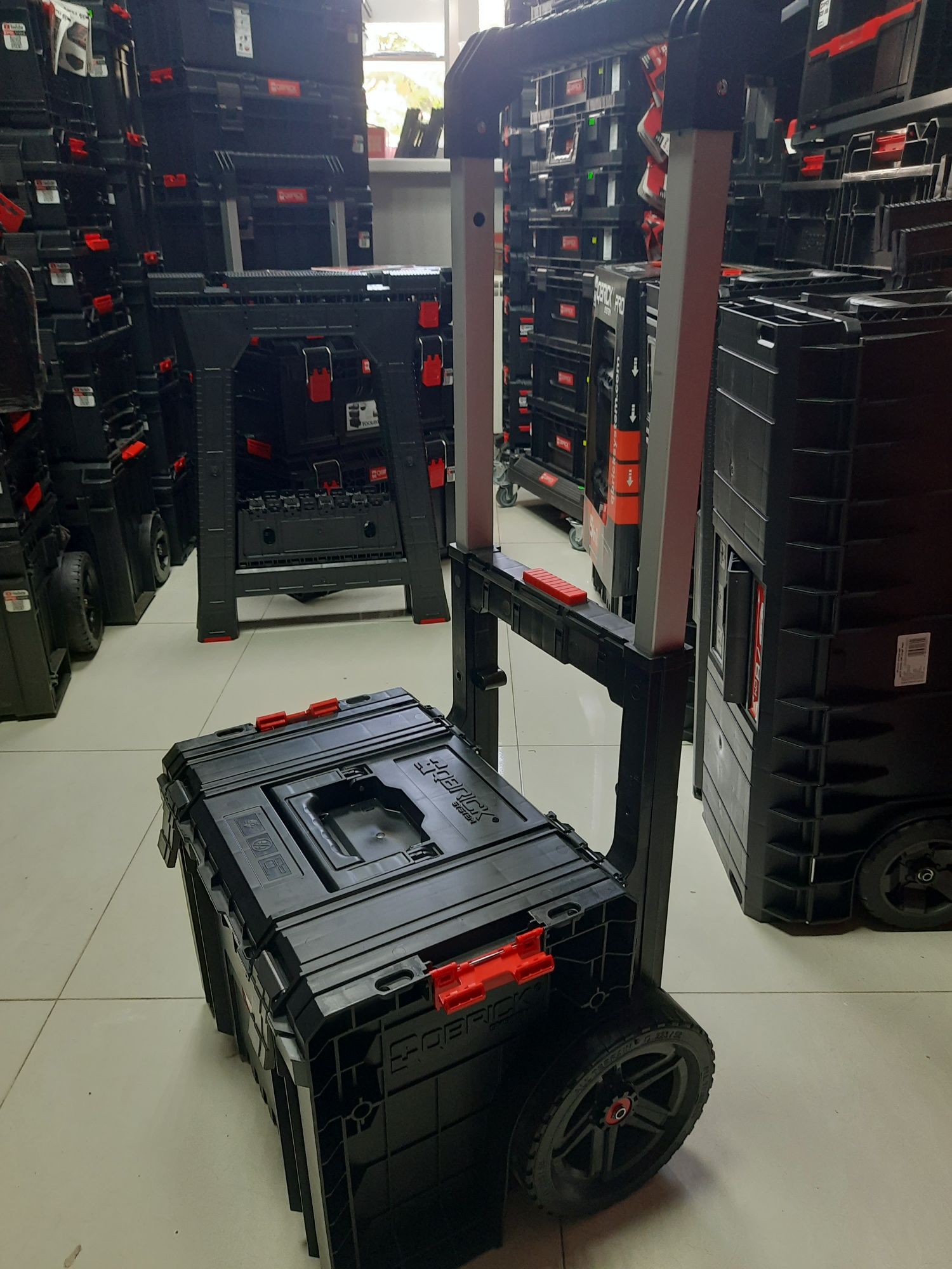 Ящик на колесах QBRICK SYSTEM PRO CART 2.0,