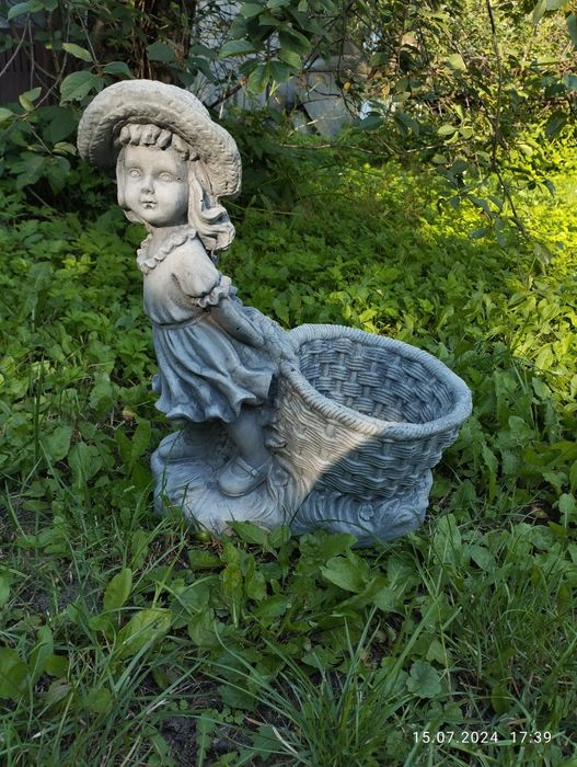 Figurka Ogrodowa Figura Ozdoba Kwietnik Gril Działka Balkon Dom Ogród