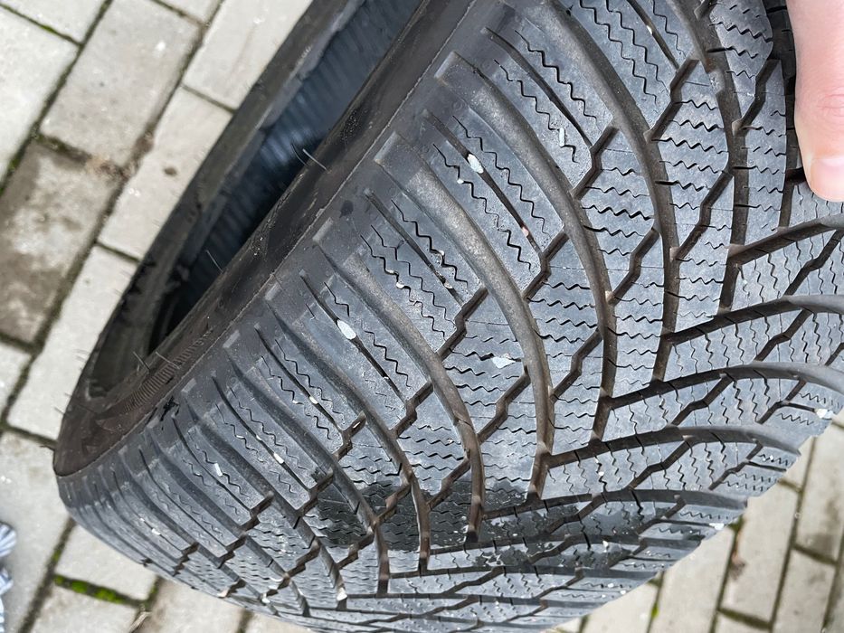 Opony zimowe Firestone 225/45 R17