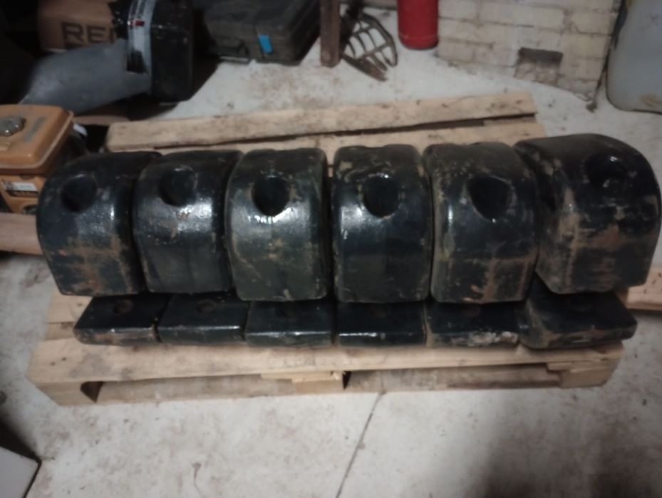 Obciążenie ciężarek Case 320 kg obciążnik deutz na tuz