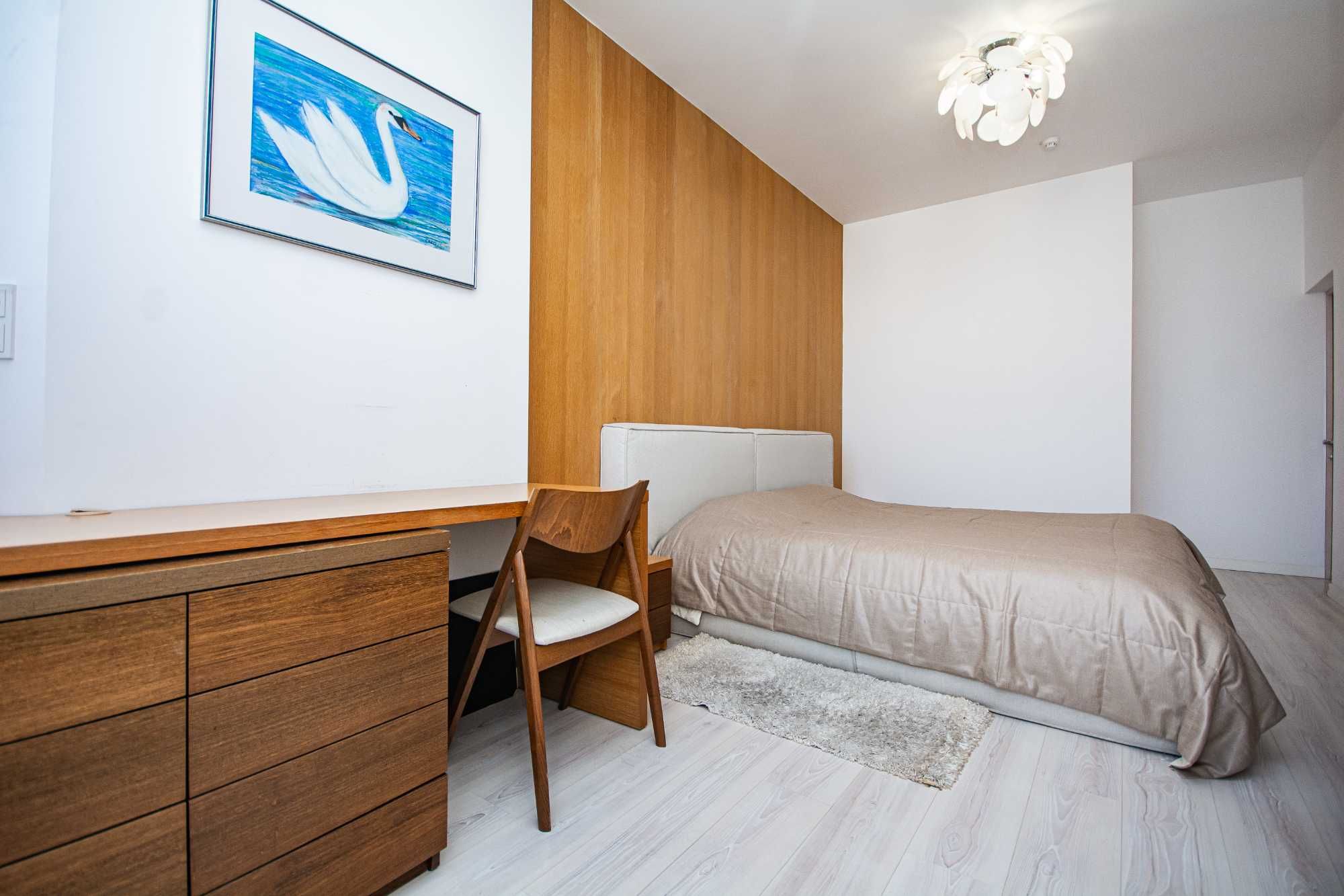 Без % Продаж 2-к квартири, Солом'янська 15А, власний вихід у парк!