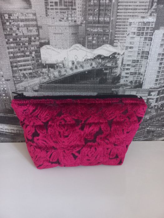 Косметичка жіноча