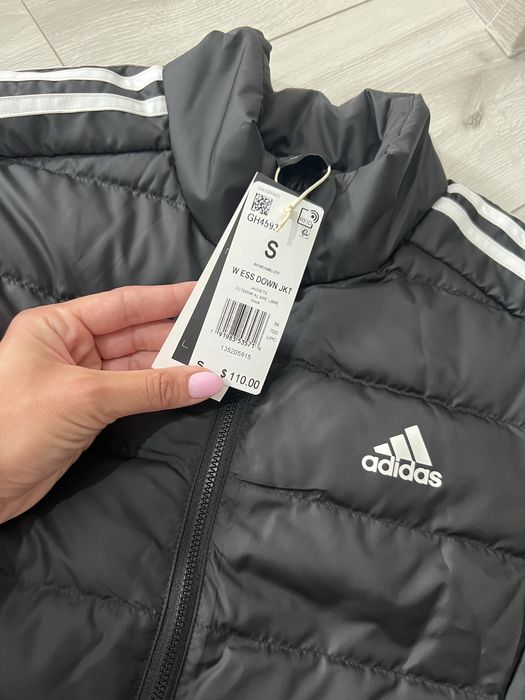 Пуховик adidas S , M  оригинал 80/20 пух перо