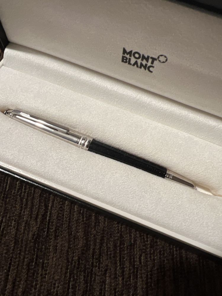 Caneta Montblanc rollerball