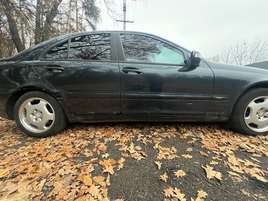 Мерседес w203