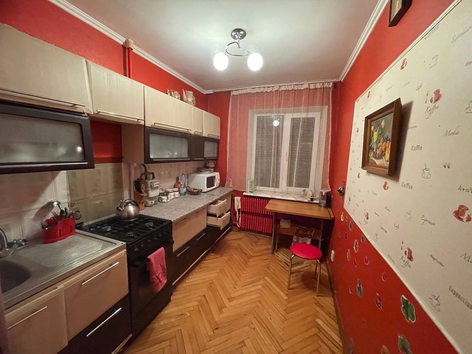 Продаж 3 кім квартири на Симоненка