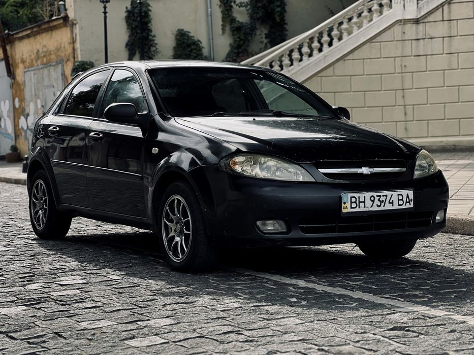 Продам Chevrolet Lacetti 2005 год 1.6 Бензин Механика