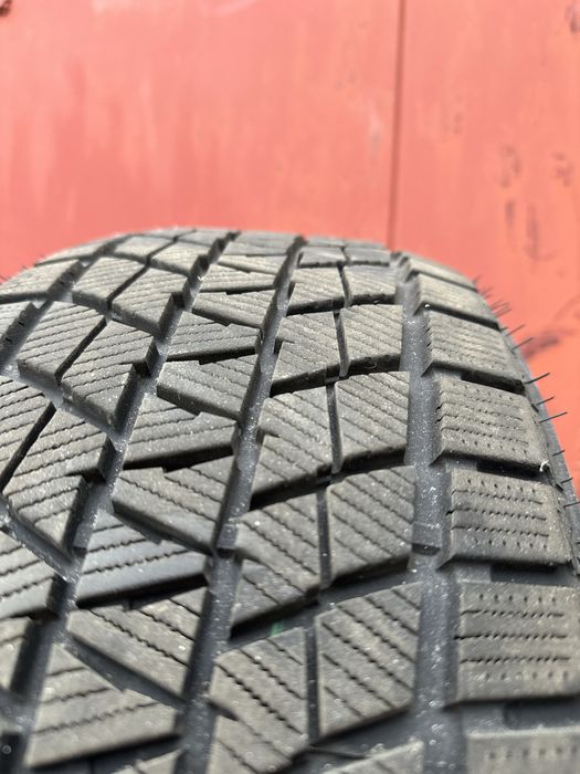 Гума зимова Kapsen 215/55 r18