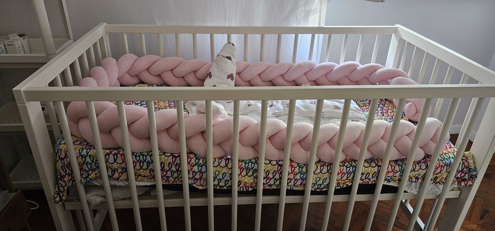 Vendo móveis para bebê