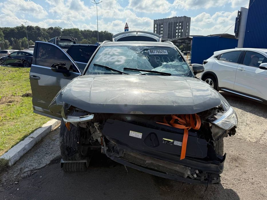 Розборка Audi q3 83a 2022, шрот, запчастини, двері, бампер, двигун