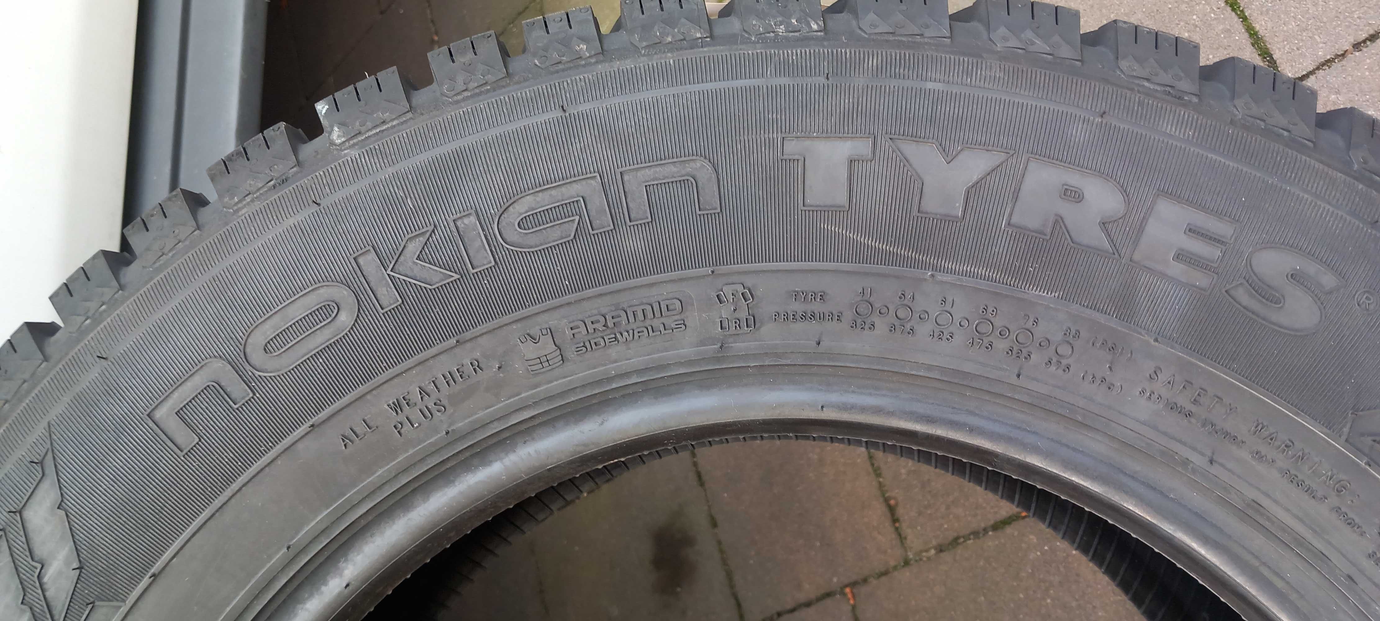 Nowe opony zimowe 2x NOKIAN TYRES 215/65R15C 104/102T