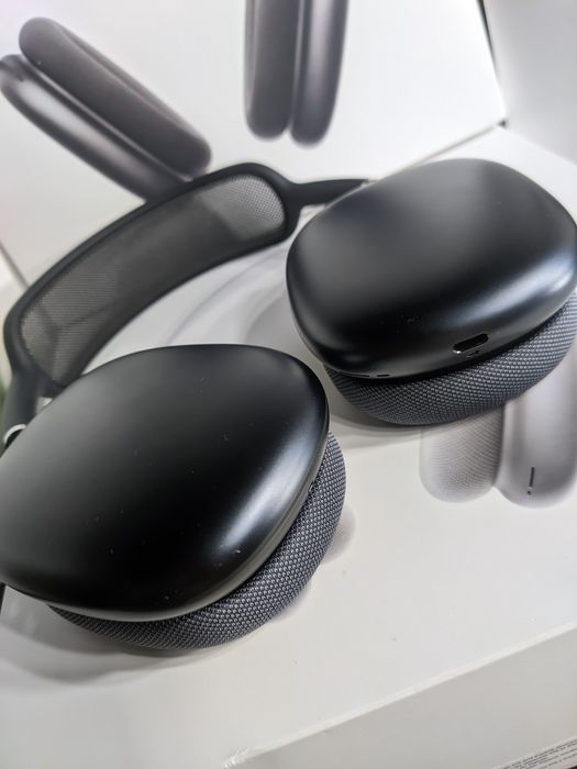 Навушники AirPods Max Midnight від Ployka