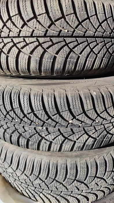 Opony zimowe fiesta MK7 175/65 R14 Goodyear wraz z felgami