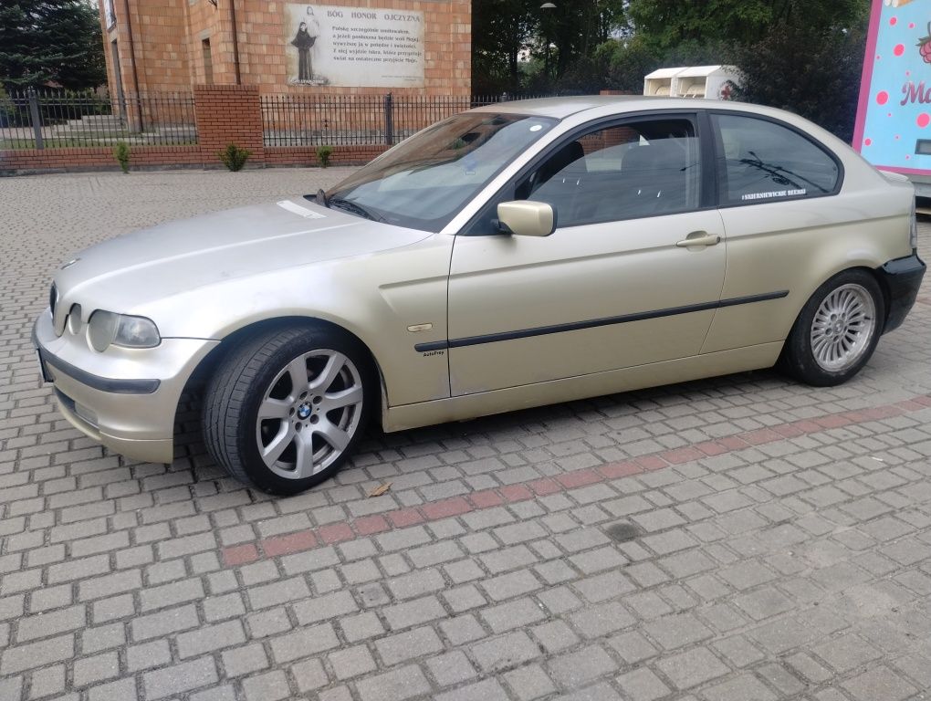 BMW E46 325i compakt m52b25 swap drift