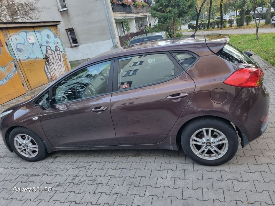 Sprzedam kia ceed 1.4 benzyna 2013rok