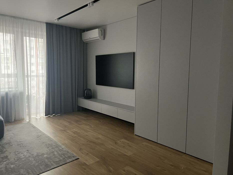 Новинка! Продається трьохкімнатна  квартира по вул.Грушевськог