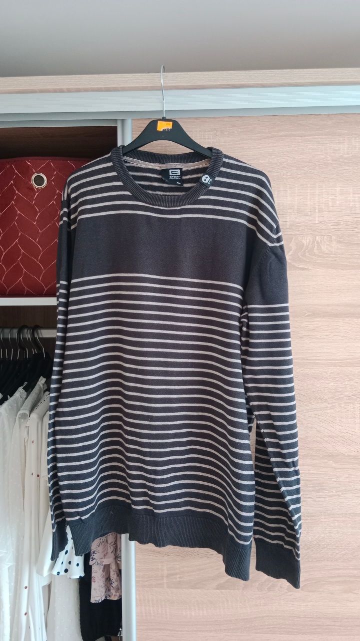 Sweter męski w paski Cropp xl