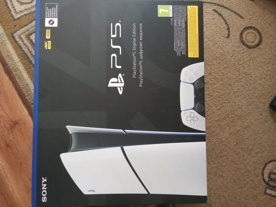Продам новую коробку от пс5 PS5