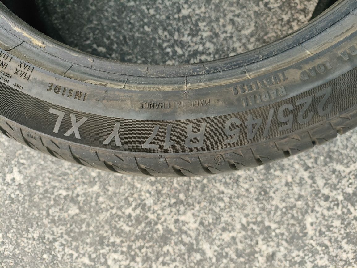 Opona 225/45R17 Continental letnia