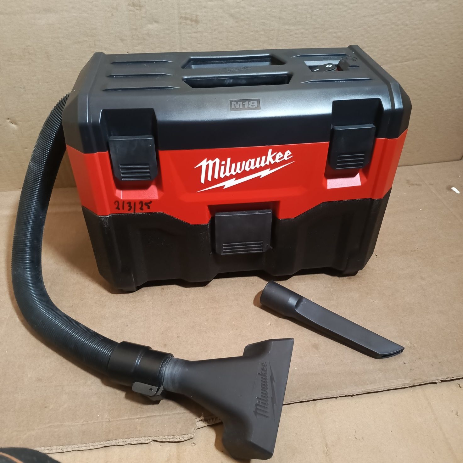 Milwaukee m18 vc2 odkurzacz