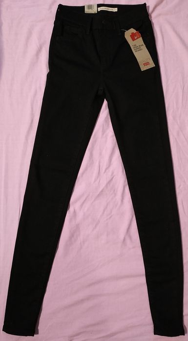Оригинальные   джинсы Levi's