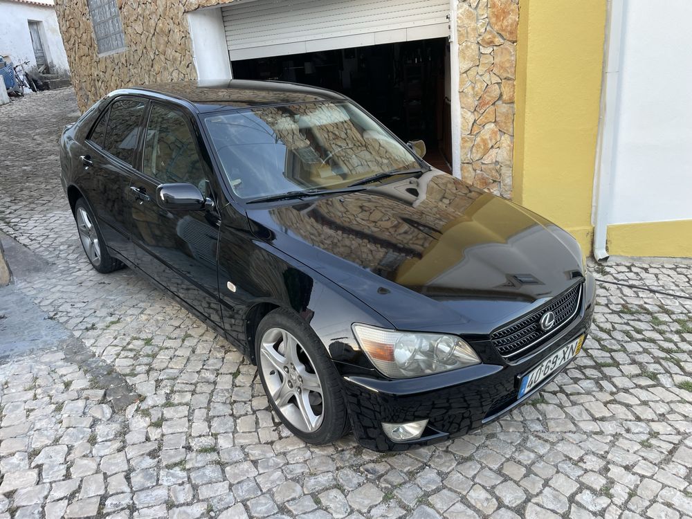 Lexus is200 Ano 2004 Nacional