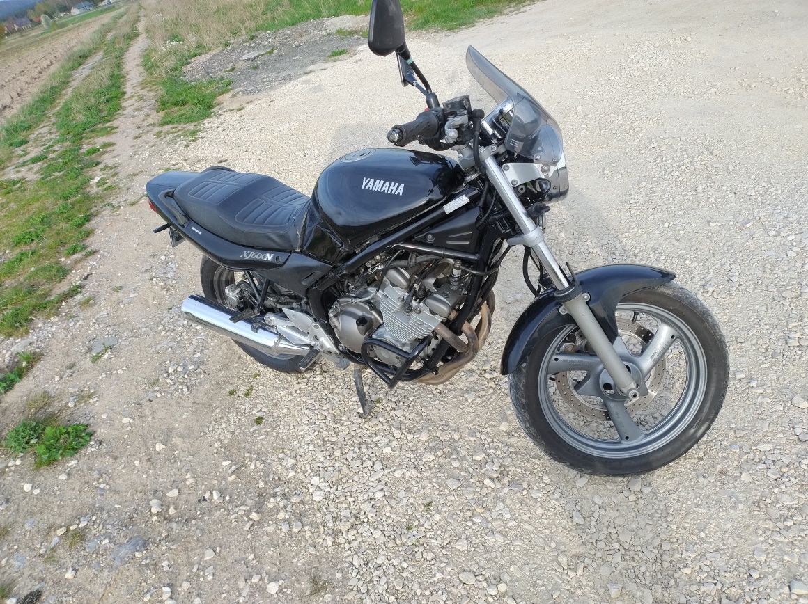 Yamaha Diversion xj600N