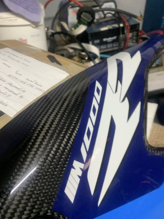 Vendo optica Bmw s1000rr mais material
